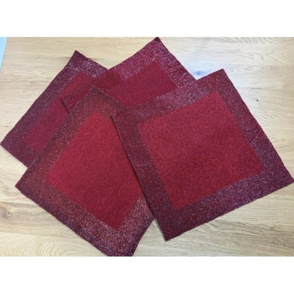 Golden Holidays Beaded Charger Set of 4 Red Square 15in Good Heavy Christmas